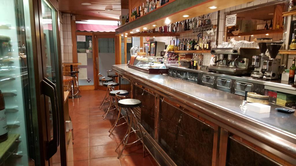 维拉弗兰卡宾纳戴斯 阿维尼达旅馆酒店 外观 照片